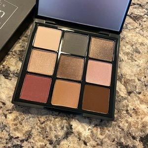 Younique Moodstruck Addiction Palette 9 NEW